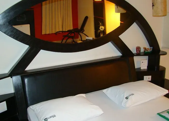 Floresta Tucuruvi (Adults Only)